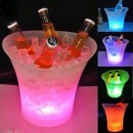 Posuda za led i pice sa bojama i bluetooth zvucnikom  7 litara