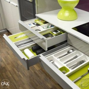 Organizator za posudje laticu escajg