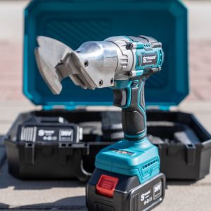 Aku makaze za lim makita