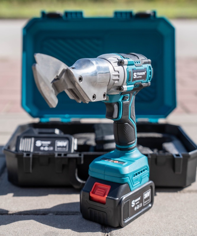 Aku makaze za lim makita